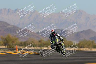 media/Nov-06-2022-SoCal Trackdays (Sun) [[208d2ccc26]]/Turn 14 (930am)/